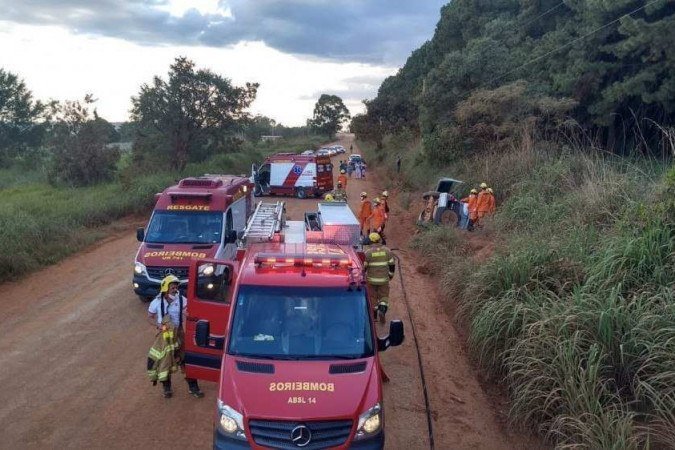 Uma senhora, identificada como Formosina, não resistiu aos ferimentos e veio a óbito no local