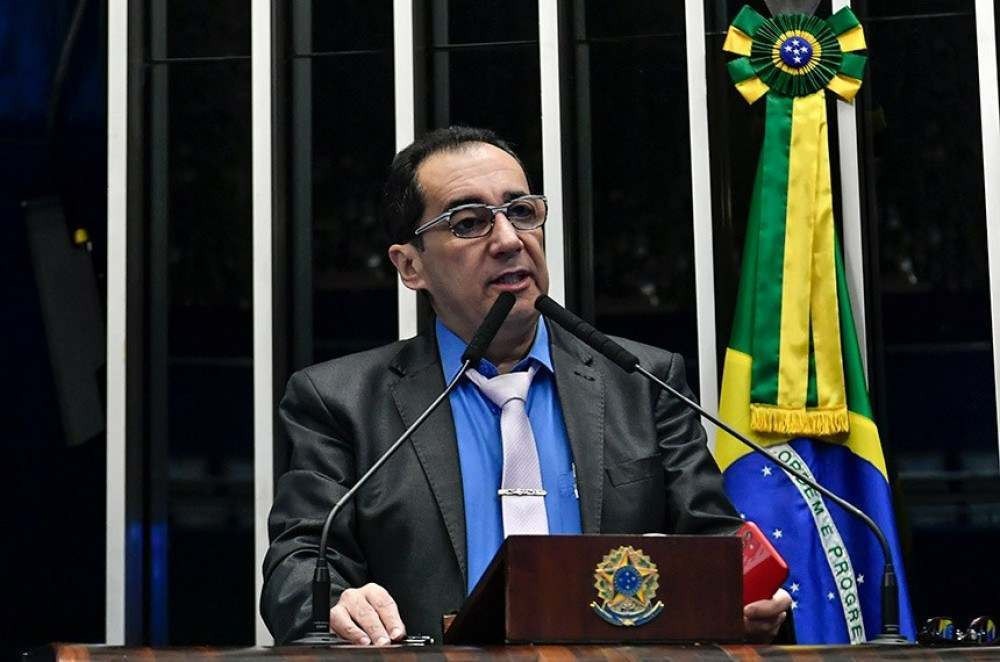 Kajuru diz que Bolsonaro não recebeu presidente da Pfizer em 2020