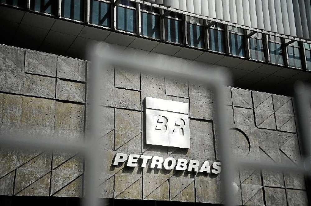 Equipe de Silva e Luna já fez contato com Petrobras e prepara transição