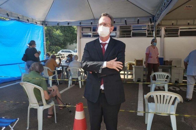 O procurador do MPDFT José Eduardo Sabo Paes visitou o posto da 114 Norte na tarde desta terça-feira (2/2)