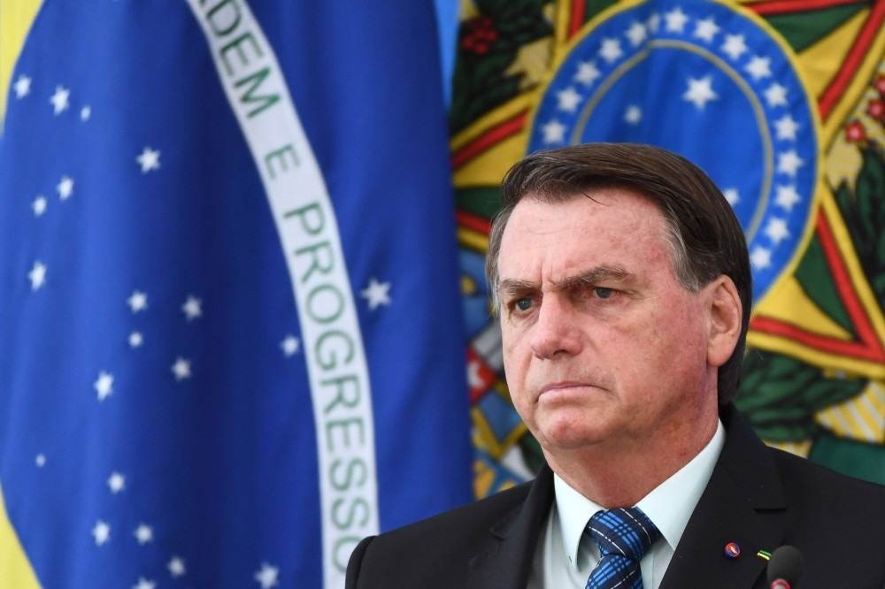 Bolsonaro diz não ter apego ao cargo: 