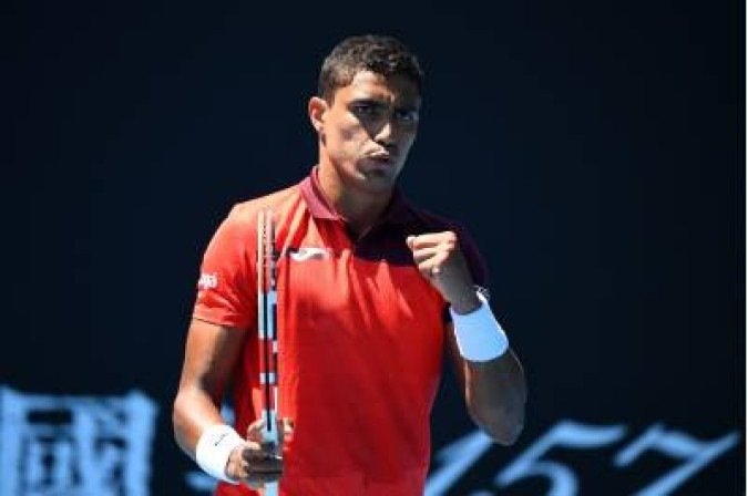 Thiago Monteiro — posição 69 na lista de atletas da ATP —, é a esperança nacional. Ele duela frente ao francês Constant Lestienne. O jogo tem previsão de começar durante a madrugada, por volta de 1h30 - (crédito: William West/AFP) Thiago Monteiro — posição 69 na lista de atletas da ATP —, é a esperança nacional. Ele duela frente ao francês Constant Lestienne. O jogo tem previsão de começar durante a madrugada, por volta de 1h30 - (crédito: William West/AFP)