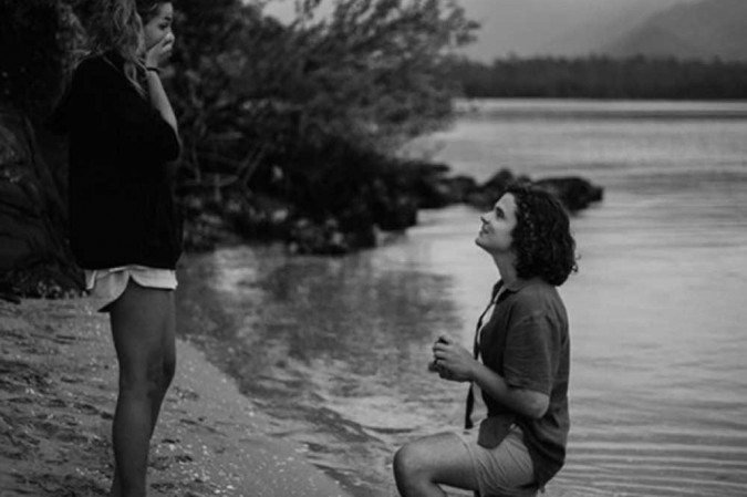 Sasha postou o momento do pedido de casamento. ''Ela disse sim'', comemorou João -  (crédito: Reprodução/ Instagram)