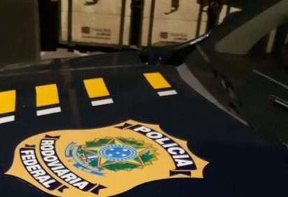 PRF apreendeu as pílulas de anfetamina usadas pelo caminhoneiro  -  (crédito: PRF/Divulgação)