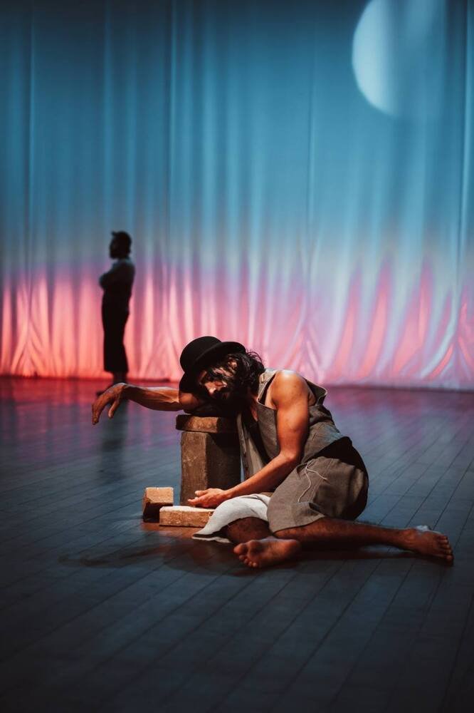 Filme/espetáculo 'À espera de Godot'