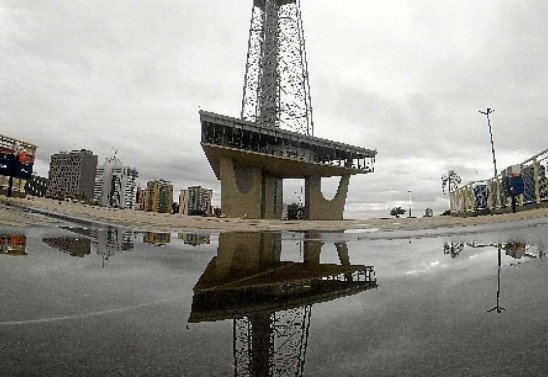 Ed Alves/CB/D.A Press