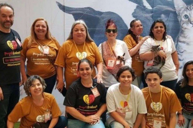  Lanchonete vai fazer arrecadação de ração e dar sorvete pet na terça
