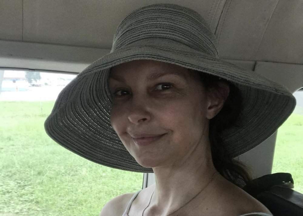 Em UTI da África do Sul, a atriz Ashley Judd se recupera de acidente