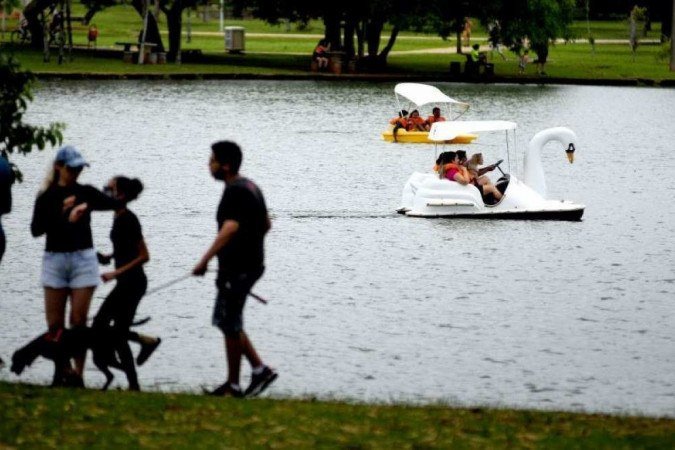 De acordo com o Inmet, a temperatura máxima deve alcançar em torno de 29ºC no DF - (crédito: Carlos Vieira/CB/D.A Press) De acordo com o Inmet, a temperatura máxima deve alcançar em torno de 29ºC no DF - (crédito: Carlos Vieira/CB/D.A Press)