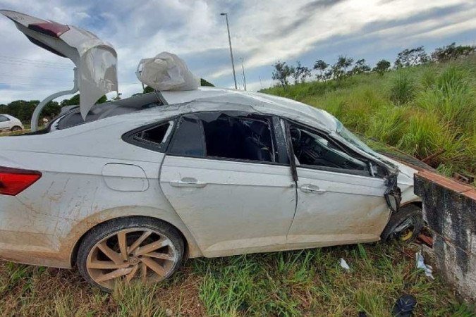 PMDF prende ladrões por roubo de carro após colisão na Barragem do Paranoá
