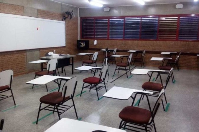 Censo escolar: menos de 10% das escolas retomaram aulas presenciais em 2020