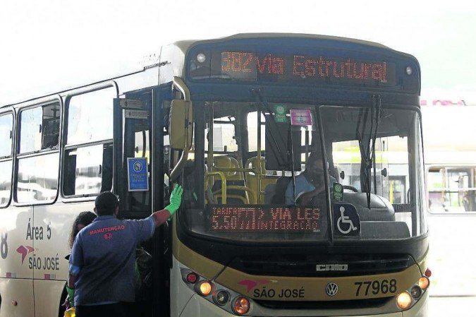 Como chegar até Wimoveis.com em Brasília de Ônibus ou Metrô?
