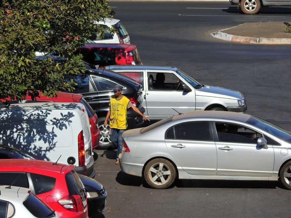 PCDF deflagra operação para combater atividade ilegal de flanelinhas na Asa Sul