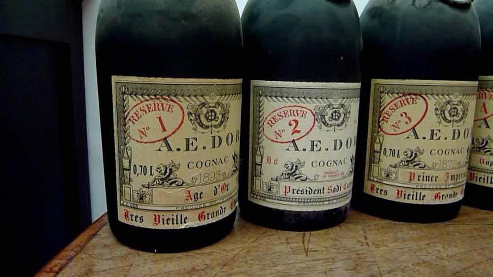 Conhaque de 1777 é  vendido por mais de 55 mil dólares