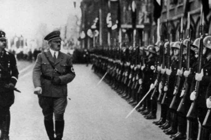 hitler - (crédito: Hulton Archive/AFP/Arquivo) hitler - (crédito: Hulton Archive/AFP/Arquivo)