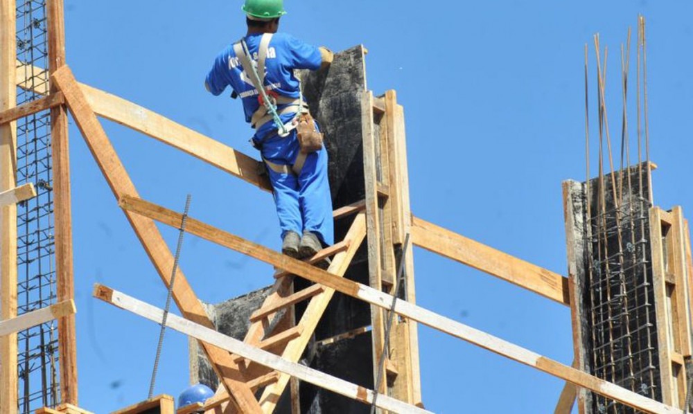 Setor da construção estima perda de 250 mil empregos com corte no Minha Casa