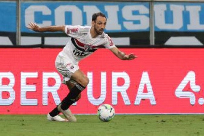 23/02/2021 Credito : Rubens Chiri / saopaulofc.netO lateral-direito Juanfran pode estar perto de ir embora do São PauloJogo:23/12/2020 - Grêmio 1 x 0 São Paulo - Arena do Grêmio - Copa do Brasil