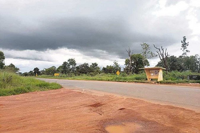 Criança foi atropelada na DF-130, após perder o controle da bicicleta, que estava com o freio estragado -  (crédito: Darciane/CB/D.A Press)