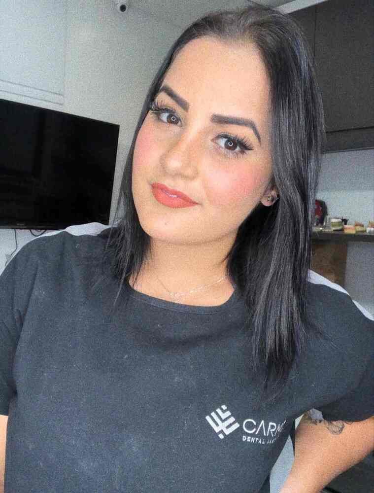 A curitibana Tainara Lima e Leite quer usar a nota do Enem para cursar odontologia