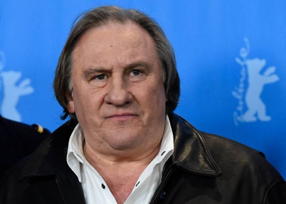 Ator francês Gérard Depardieu é acusado de estupro por jornalista espanhola