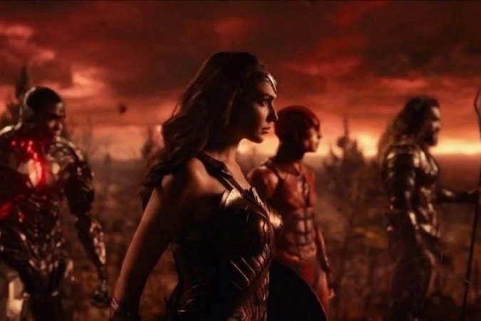 Uma versão incrementada de 'Liga da Justiça' estará disponível em 18 de março no Brasil -  (crédito: Warner/ Divulgação)