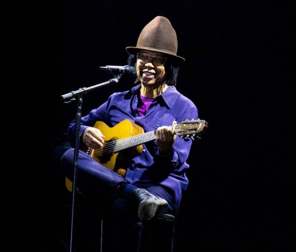 Show de Djavan da turnê 'Vesúvio' previsto para 6 de março é adiado