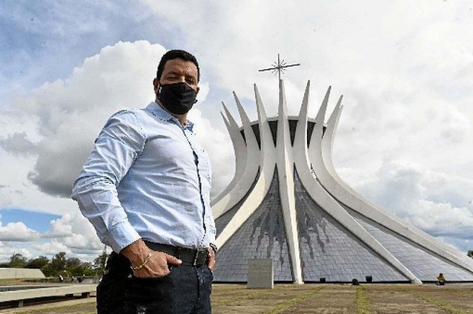 Naldo Pereira é o primeiro empreendedor da capital a receber o recurso: Naldo Pereira é o primeiro empreendedor da capital a receber o recurso: