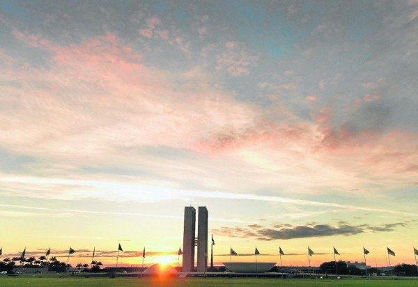 Ed Alves/CB/D.A Press