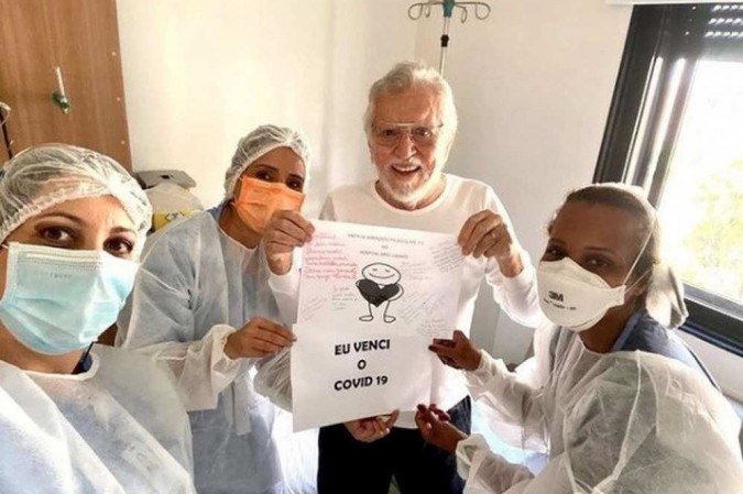 Eu Venci O Covid 19 Comemora Carlos Alberto De Nobrega Apos Internacao
