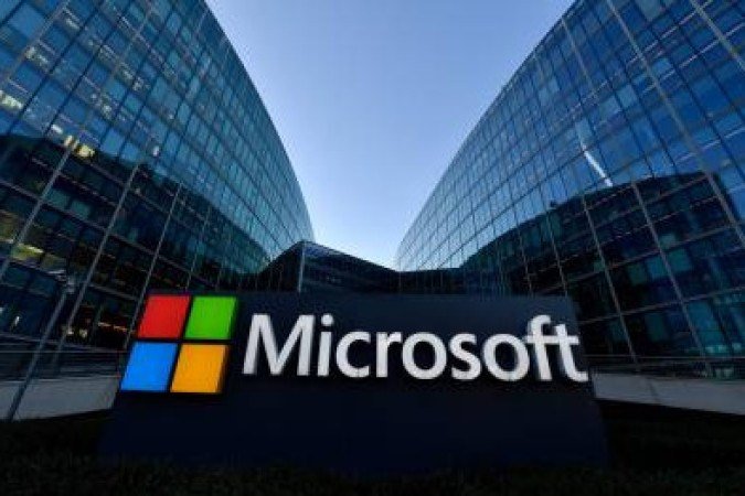 Microsoft informou que 365 aplicativos ainda sofrem os impactos da pane global - (crédito: GERARD JULIEN) Microsoft informou que 365 aplicativos ainda sofrem os impactos da pane global - (crédito: GERARD JULIEN)