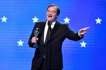 Quentin Tarantino no palco do 25º Critics Choice Awards, em 2020 - (crédito: Amy Sussman/Getty Images/AFP) Quentin Tarantino no palco do 25º Critics Choice Awards, em 2020 - (crédito: Amy Sussman/Getty Images/AFP)