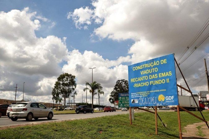 A intervenção vai beneficiar quem vem do Riacho Fundo, Riacho Fundo II, Samambaia, Gama e Santa Maria -  (crédito: RENATO ALVES)