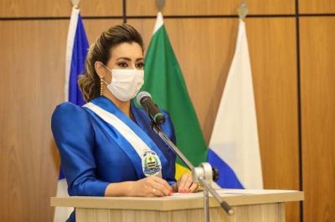 Posse da prefeita de Palmas, Cinthia Ribeiro (PSDB), a única mulher que comanda uma das capitais do país - (crédito: Edu Fortes/Prefeitura de Palmas/Divulgação) Posse da prefeita de Palmas, Cinthia Ribeiro (PSDB), a única mulher que comanda uma das capitais do país - (crédito: Edu Fortes/Prefeitura de Palmas/Divulgação)
