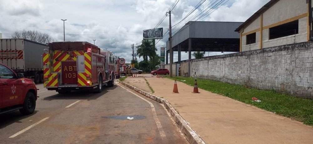 Vazamento em galpão de reciclagem afeta três catadores