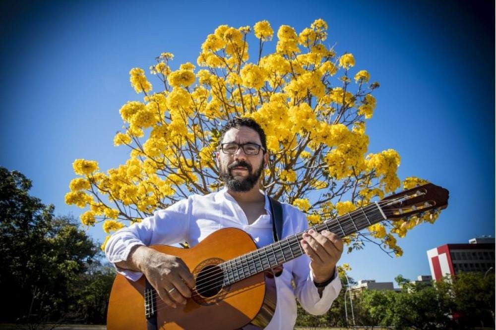 Alberto Salgado homenageia o Correio: 'trago em minha memória em forma de canção'