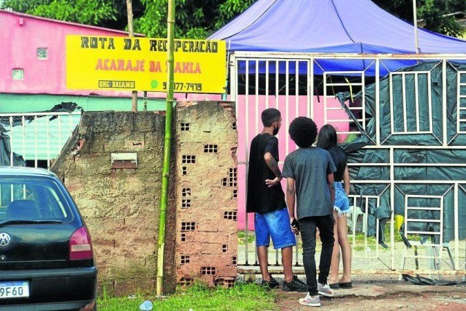 A Polícia Militar intensifica ações contra festas clandestinas, responsáveis pela alta de casos da doença no DF -  (crédito: Ed Alves/CB/D.A Press)