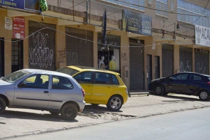 Há exatamente um ano, a capital tinha 36 casos confirmados de covid-19. Fotos do comércio no Sol Nascente em 2020