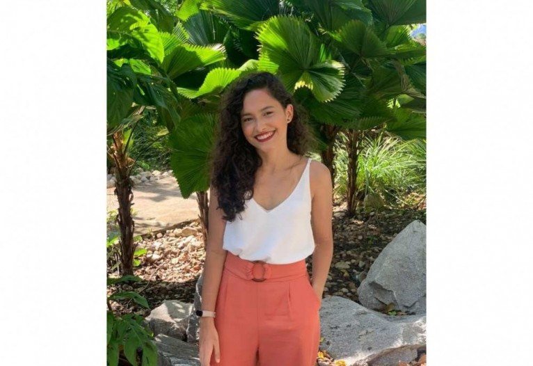 Jamile se interessa em cursar economia, mas somente definirá a formação daqui dois anos 