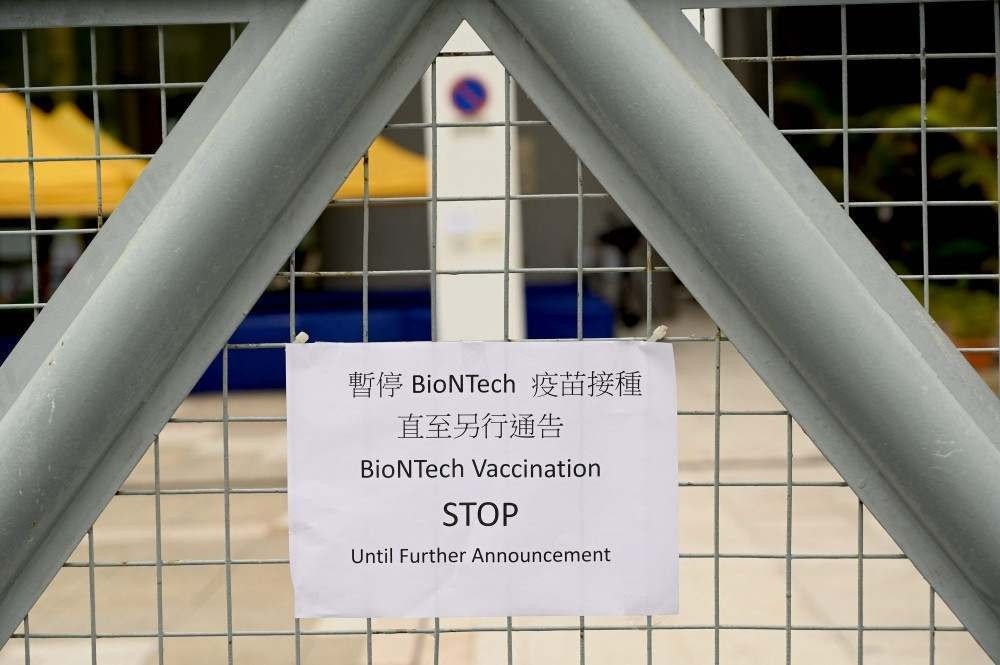 Macau e Hong Kong suspendem uso da vacina da Pfizer por problema nas tampas