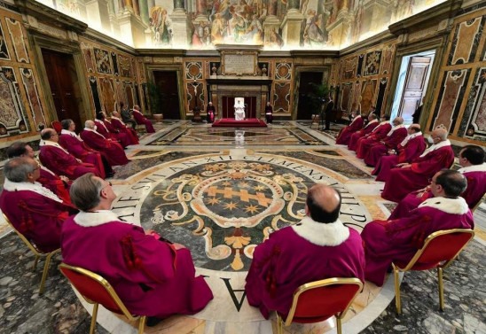 FOLHETO / VATICAN MEDIA / AFP