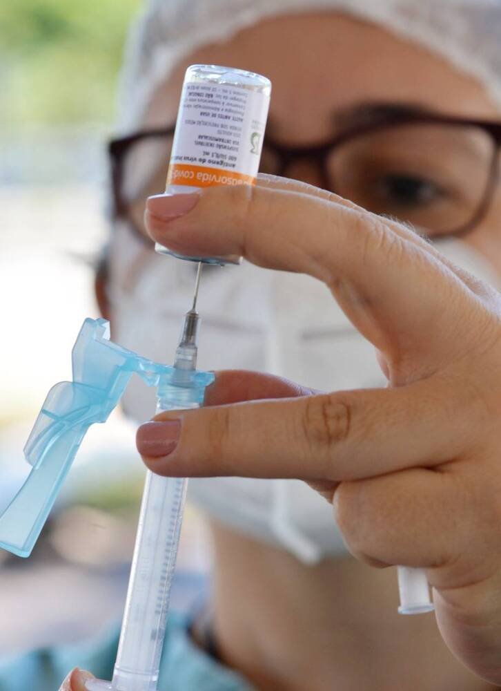 Na manhã desta segunda, procura para receber o imunizante foi baixa em posto de vacinação do Parque da Cidade