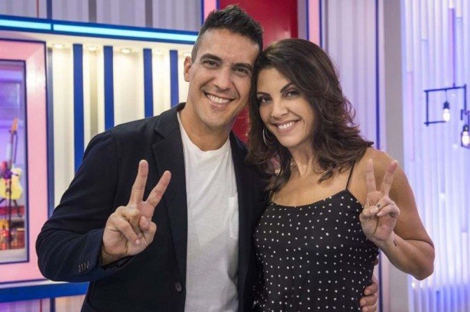 André Marques deixa o The Voice Kids, que apresentava com Talita Rebouças, quem assume é Márcio Garcia -  (crédito: Caiua Franco/Divulgação)