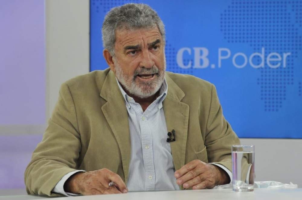 Suplente de Flávia Arruda, Laerte Bessa diz que vai compor base de Bolsonaro 