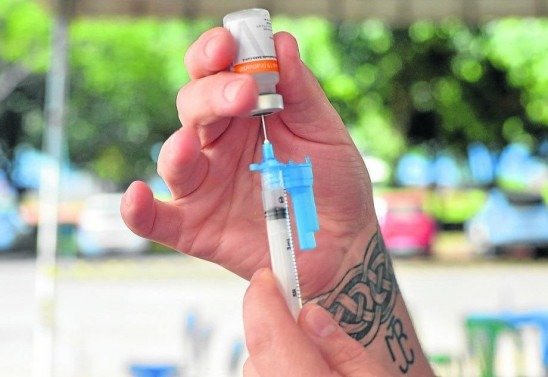            Ed Alves/CB/D.A Press                         