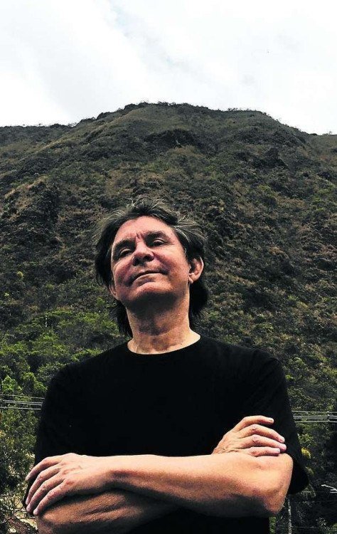  Lô Borges compôs o disco a distância: ele , em Belo Horizonte, o irmão ,na Serra da Mantiqueira
 -  (crédito: Rodrigo Brasil/Divulgação)