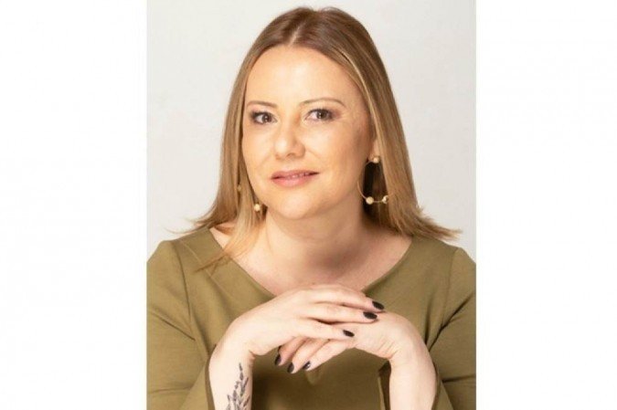 "O gestor da felicidade é um estrategista, não é somente um realizador de eventos. Ele vai buscar compreender como apoiar a organização para criar uma cultura saudável. É uma forma de olhar para a organização de uma maneira bem mais ampla" Carla Furtado, fundadora do Instituto Feliciência