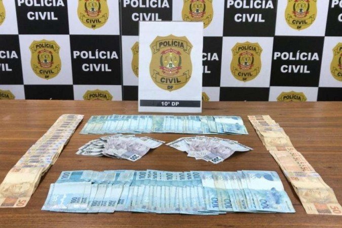 Polícia apreendeu R$10 mil em espécie durante a prisão dos assaltantes - (crédito: Divulgação/PCDF) Polícia apreendeu R$10 mil em espécie durante a prisão dos assaltantes - (crédito: Divulgação/PCDF)