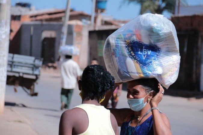 Durante a pandemia, a LBV doou mais de 500 mil mantimentos para 6 mil famílias do DF