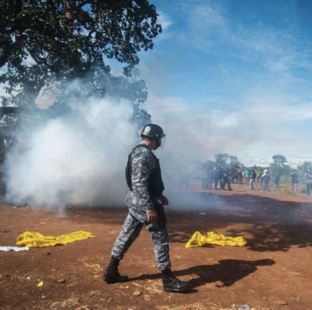 Operação foi marcada pelo uso de gás lacrimogêneo