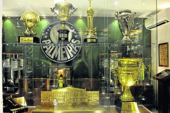 Espaço conta com diversos trofeús conquistados pelo clube paulista

